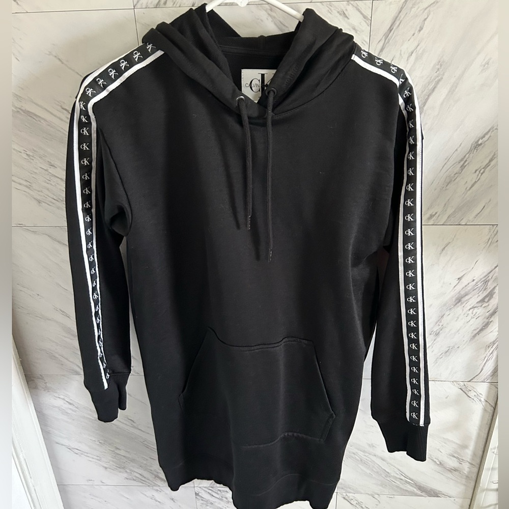 Calvin Klein S sweatshirt dress with hood and pocket